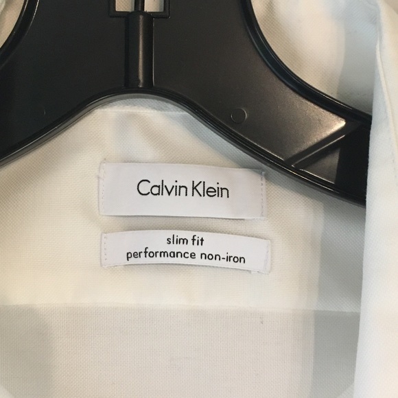 🎉HP🎉 Calvin Klein Slim Fit Dress Shirt - Picture 7 of 9